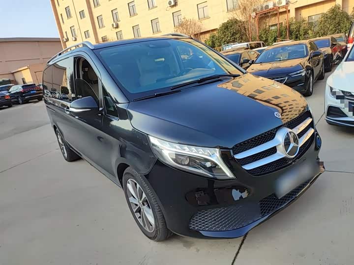 Фото 4 - Mercedes-Benz V-Class