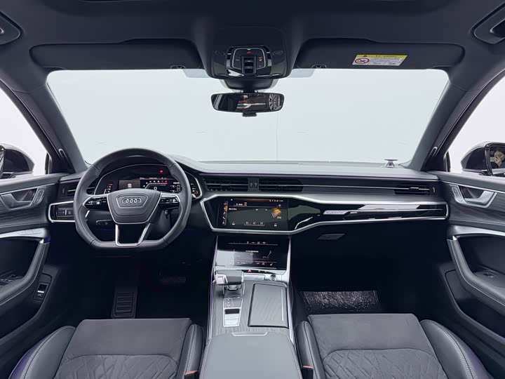 Фото 21 - Audi A6L