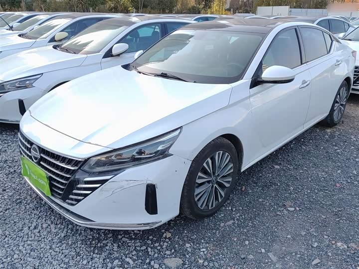 Фото 1 - Nissan Teana