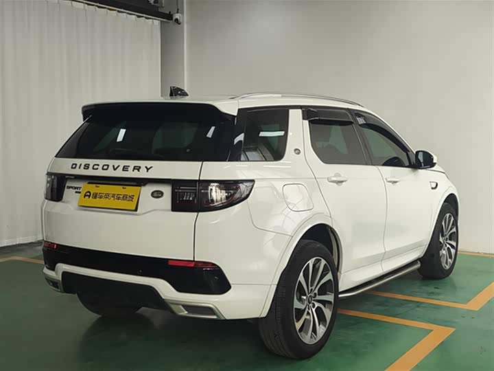 Фото 8 - Land Rover Discovery Sport