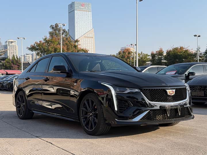 Фото 3 - Cadillac CT4