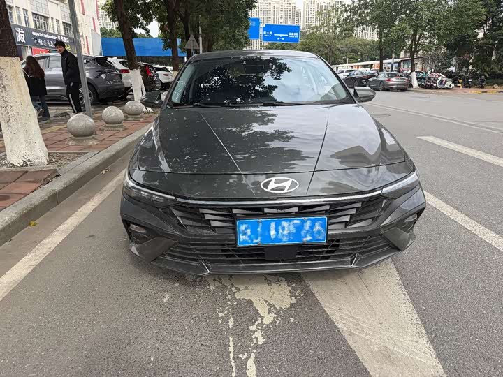 Фото 2 - Hyundai Elantra N line