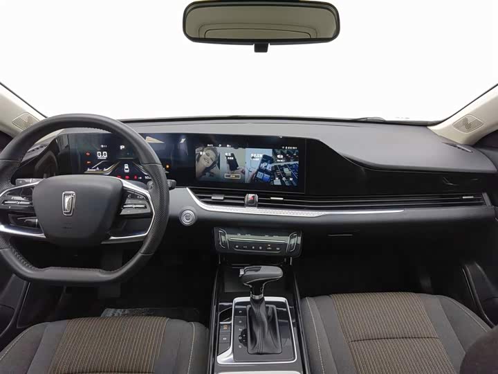 Фото 5 - Bestune B70