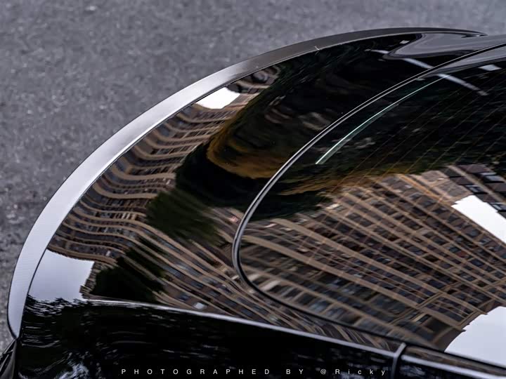 Фото 10 - Tesla Model 3