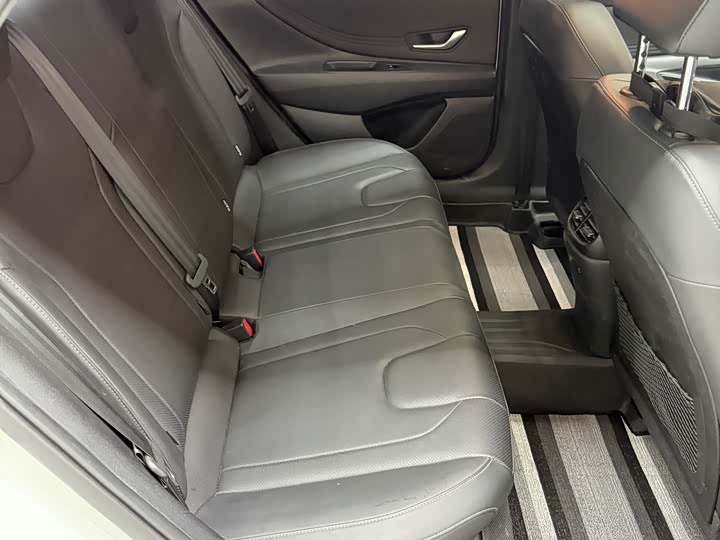 Фото 14 - Hyundai Elantra N line