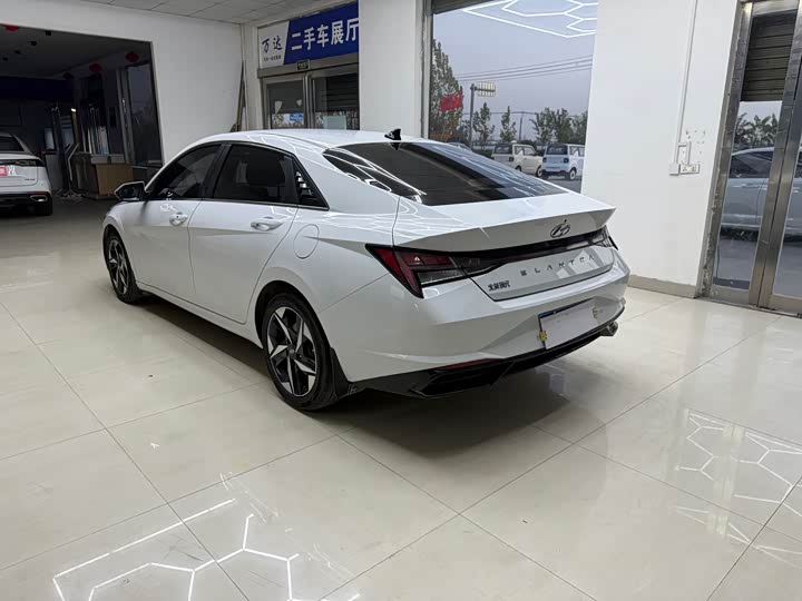Фото 4 - Hyundai Elantra N line