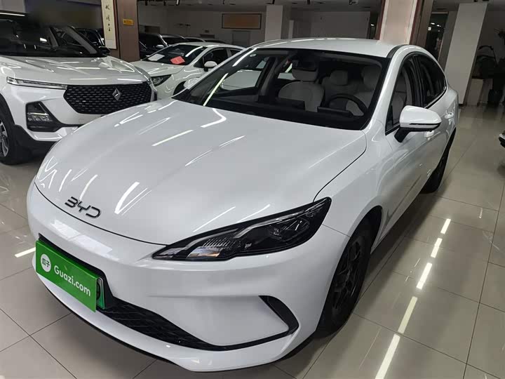 Фото 2 - BYD Seal 05 DM-i Hybrid