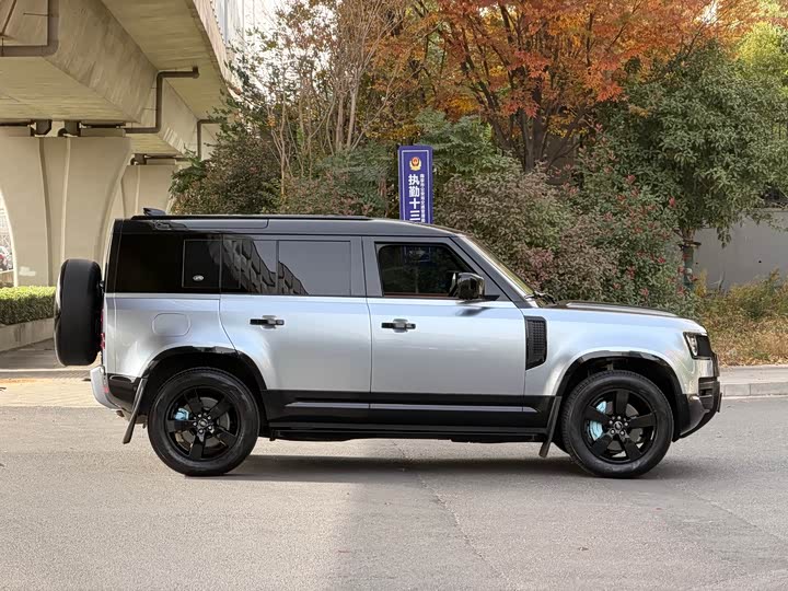 Фото 5 - Land Rover Defender