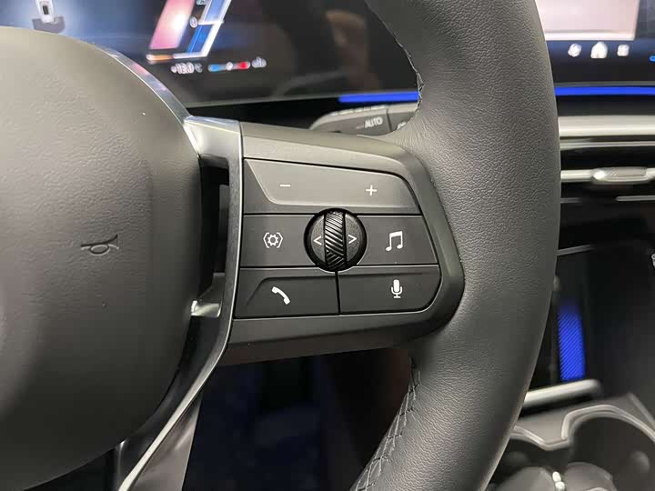 Фото 23 - BMW X1