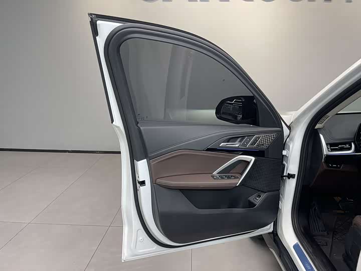 Фото 28 - BMW X1