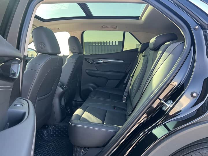 Фото 9 - Buick Envision Plus