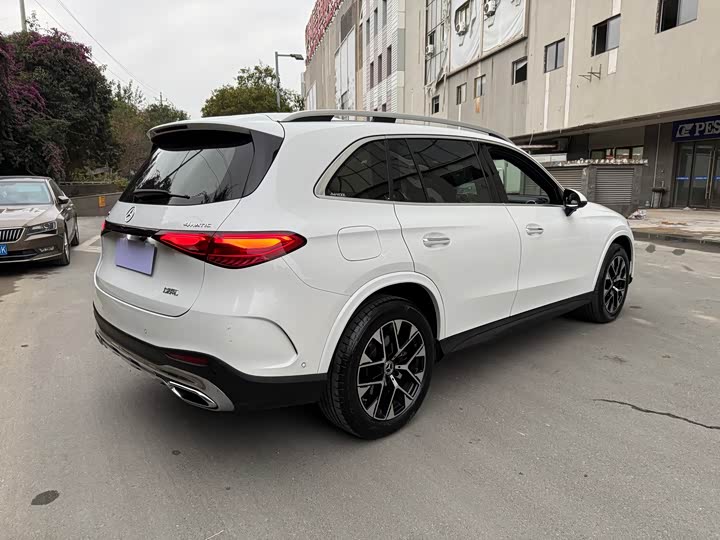 Фото 8 - Mercedes-Benz GLC-Class
