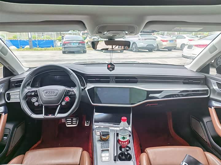 Фото 5 - Audi A7