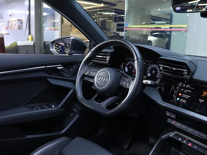 Фото 18 - Audi A3