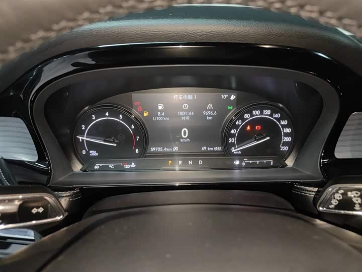 Фото 12 - Lincoln Corsair