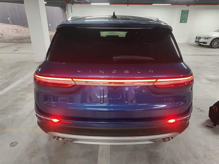 Фото 6 - Lincoln Corsair