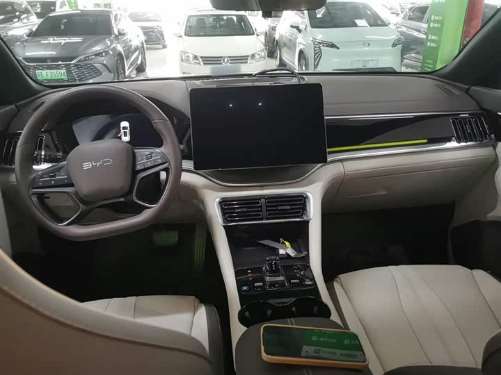 Фото 10 - BYD Song Plus Hybrid/EV