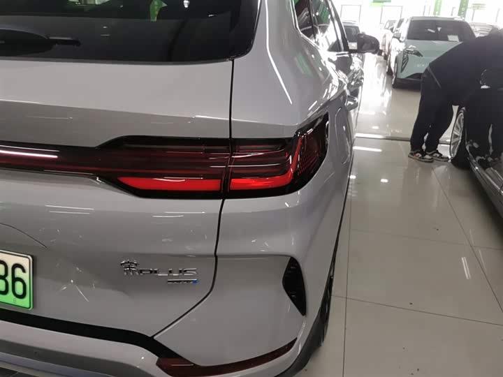 Фото 8 - BYD Song Plus Hybrid/EV