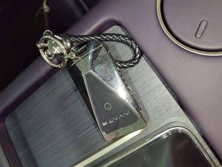 Фото 9 - Avatr 07