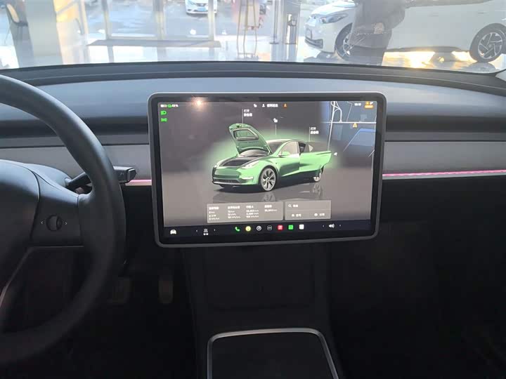 Фото 13 - Tesla Model Y