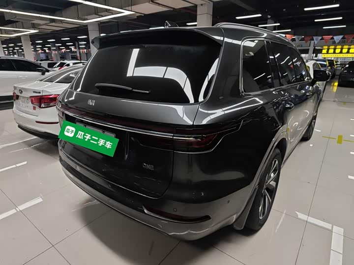 Фото 7 - LiXiang One