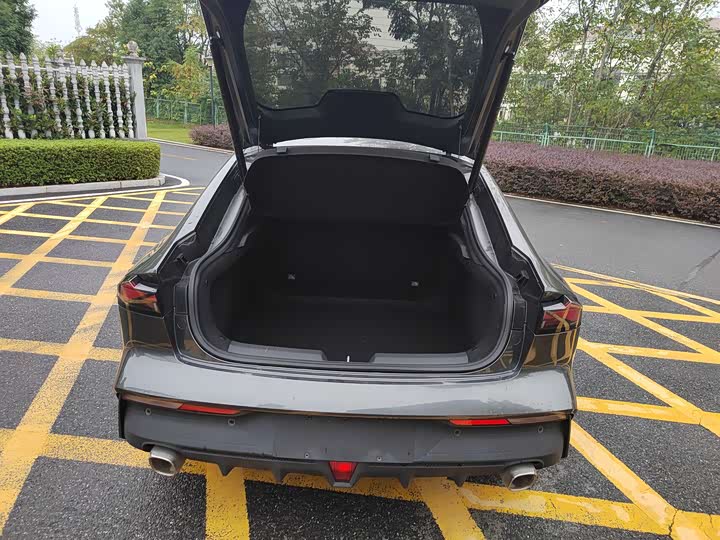 Фото 14 - Changan UNI-V