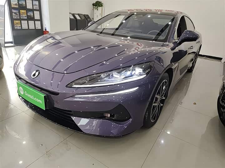 Фото 2 - Denza Z9