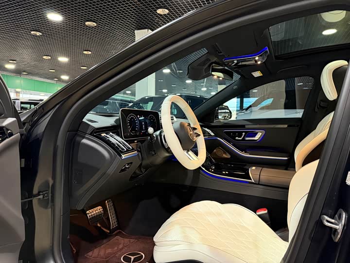 Фото 4 - Mercedes-Benz S-Class