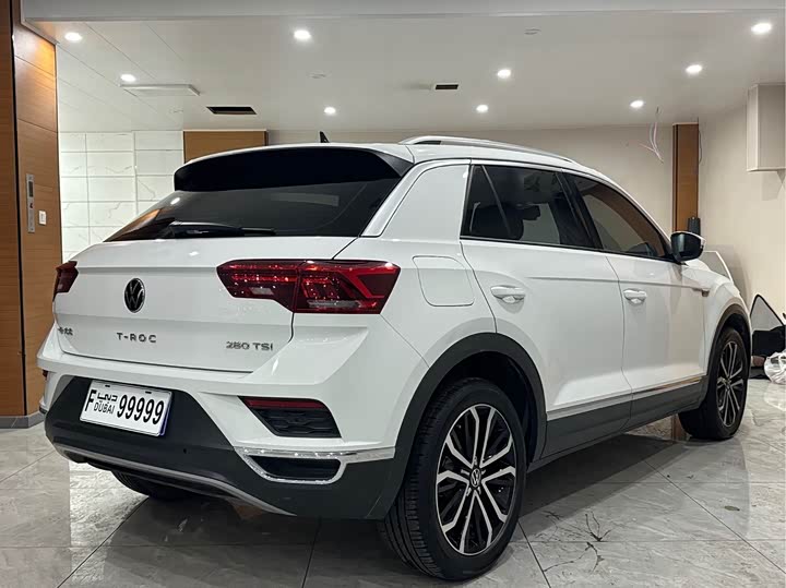Фото 6 - Volkswagen T-Roc