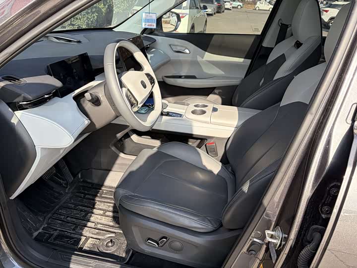 Фото 5 - Changan UNI-Z Hybrid