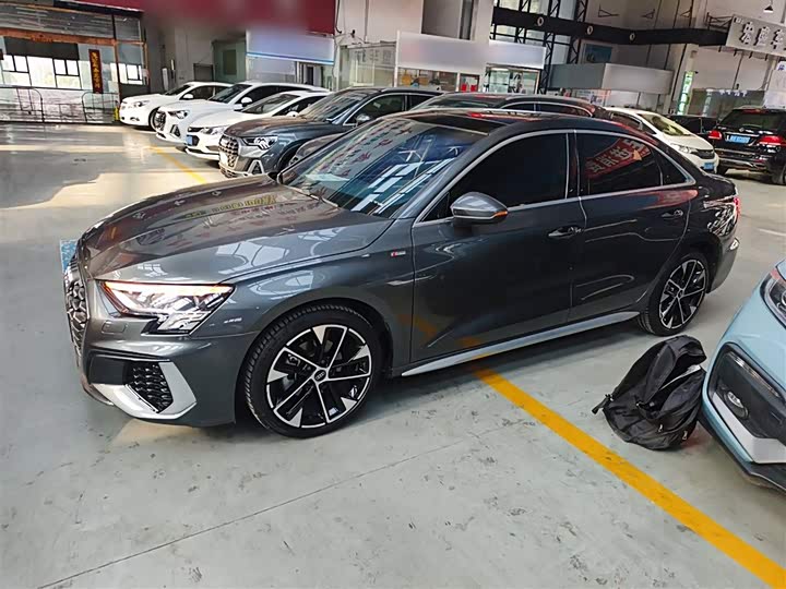 Фото 5 - Audi A3