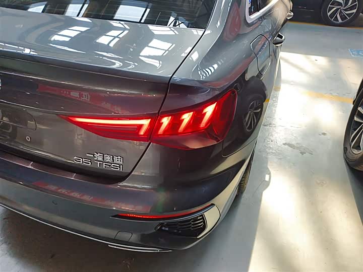 Фото 8 - Audi A3