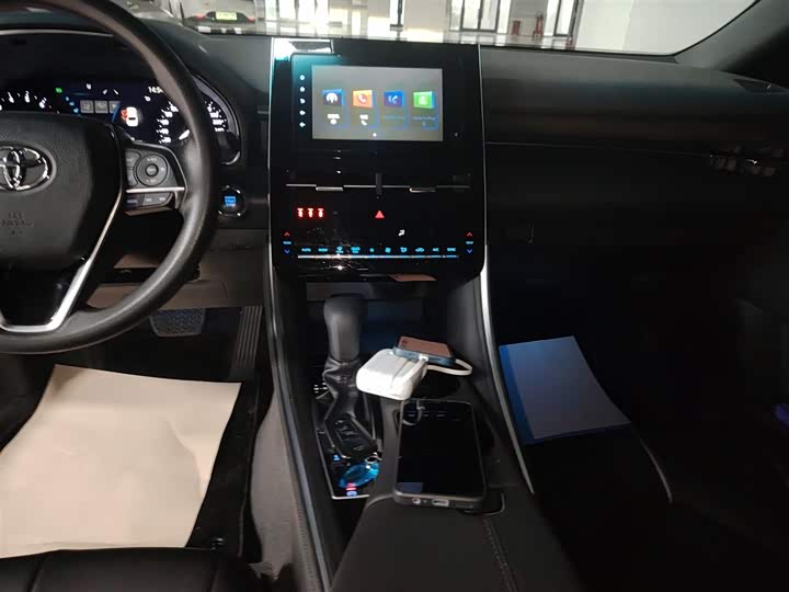 Фото 13 - Toyota Avalon