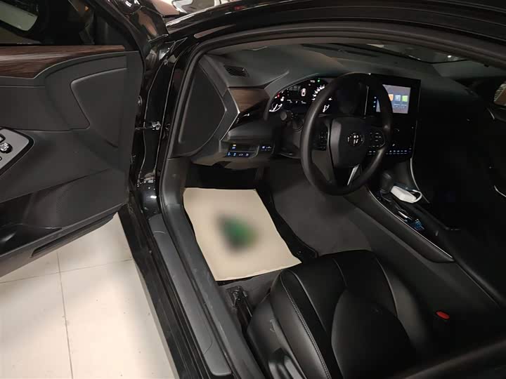 Фото 16 - Toyota Avalon