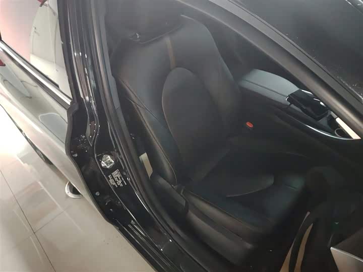 Фото 25 - Toyota Avalon