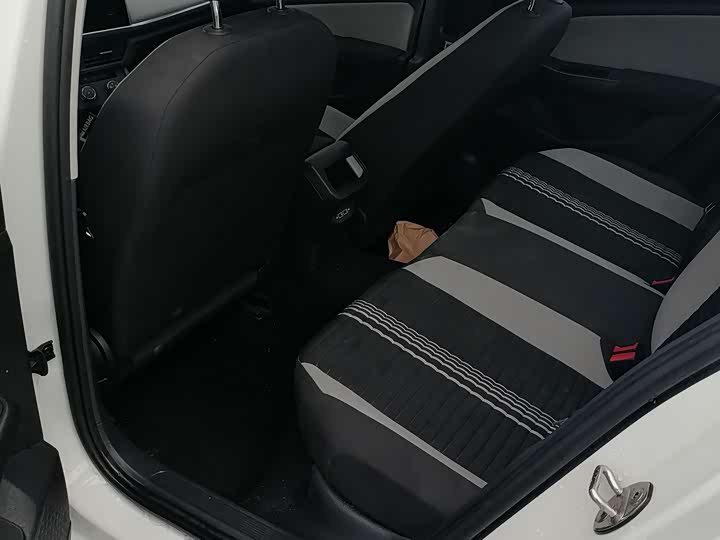 Фото 4 - Volkswagen Bora