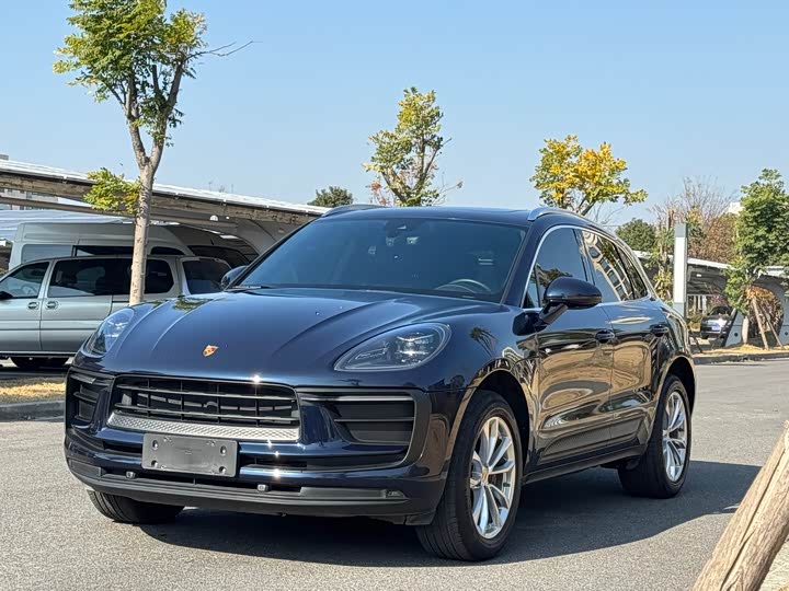 Фото 1 - Porsche Macan