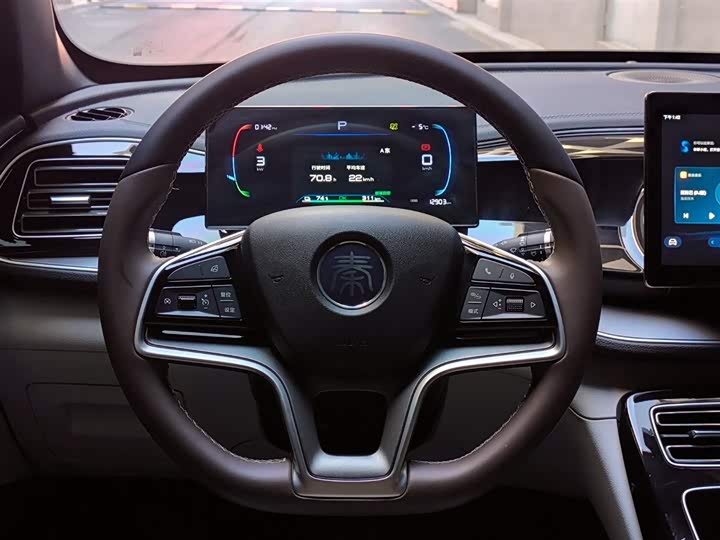 Фото 12 - BYD Qin Plus