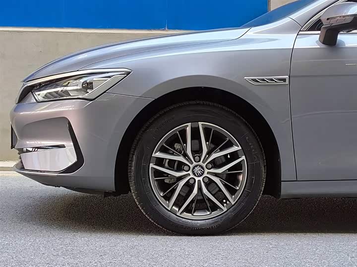 Фото 6 - BYD Qin Plus