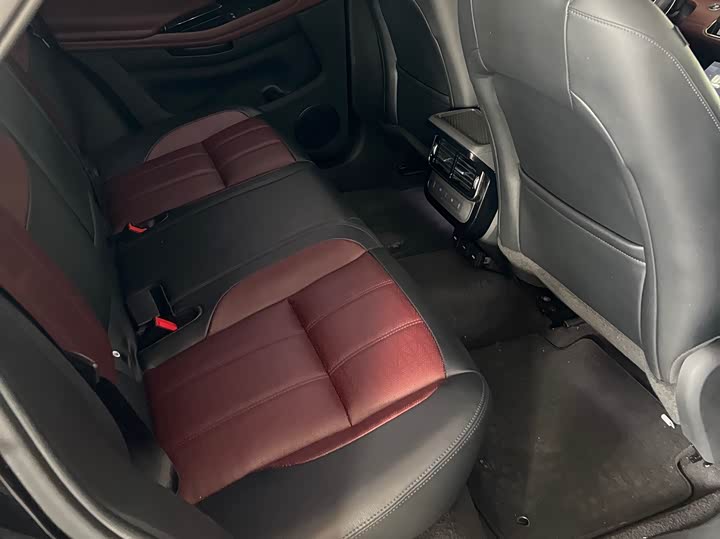 Фото 6 - Land Rover Range Rover Evoque L