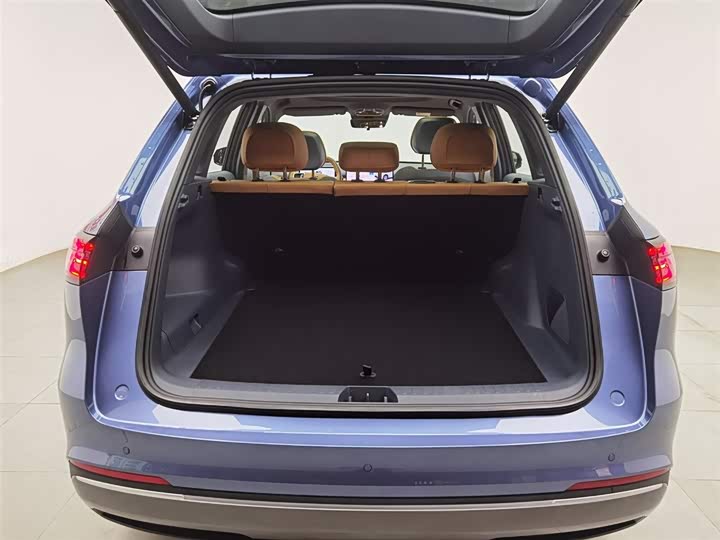 Фото 16 - Geely Galaxy Starship 7