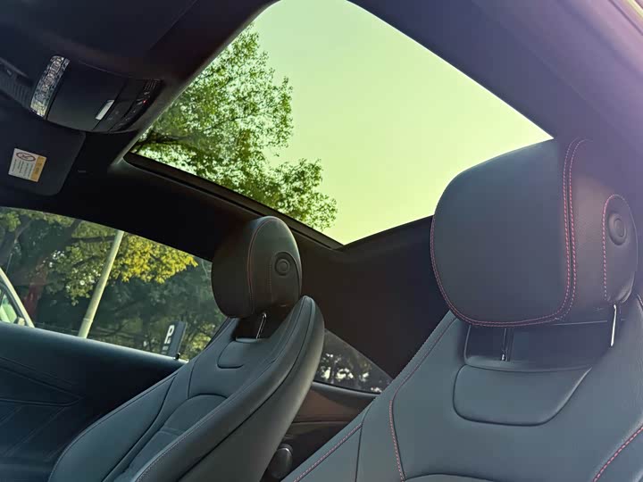 Фото 14 - Mercedes-Benz C-Class AMG