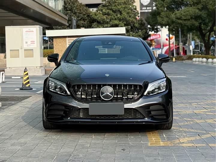 Фото 2 - Mercedes-Benz C-Class AMG
