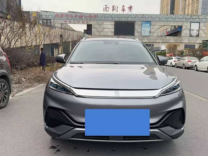 Фото 2 - BYD Yuan Plus