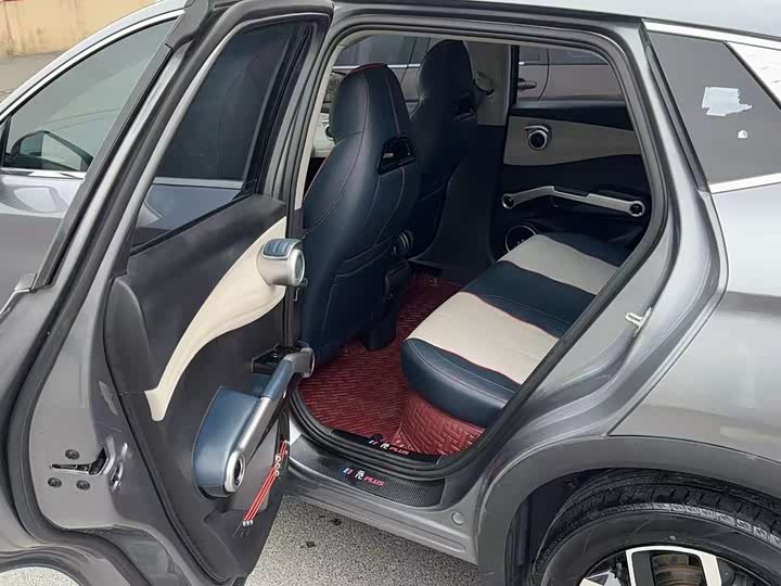 Фото 4 - BYD Yuan Plus