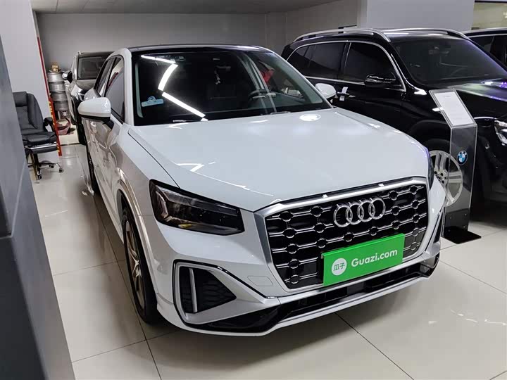 Фото 4 - Audi Q2L