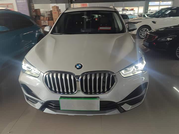 Фото 3 - BMW X1