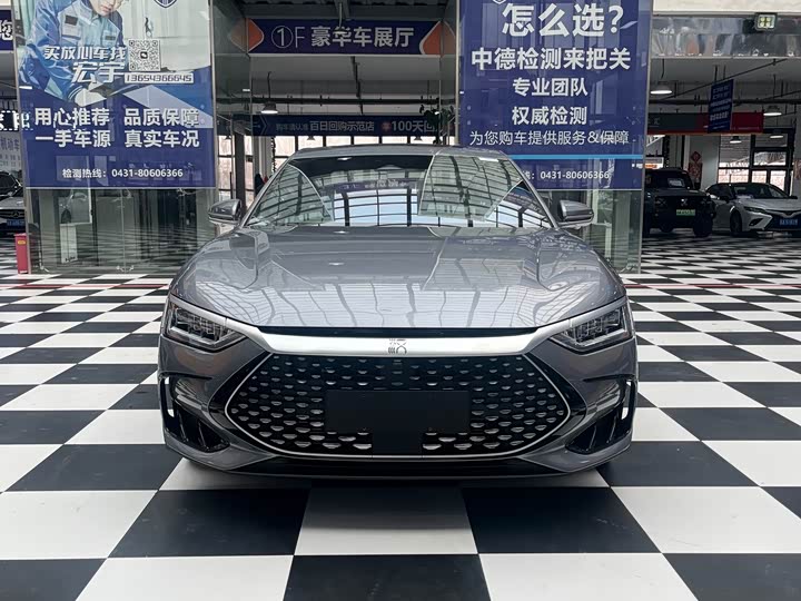 Фото 2 - BYD Han