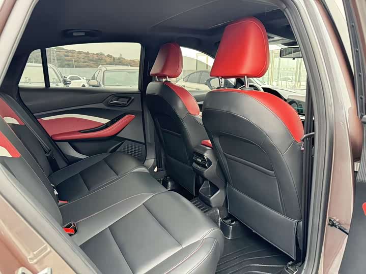 Фото 11 - MG Motor 5