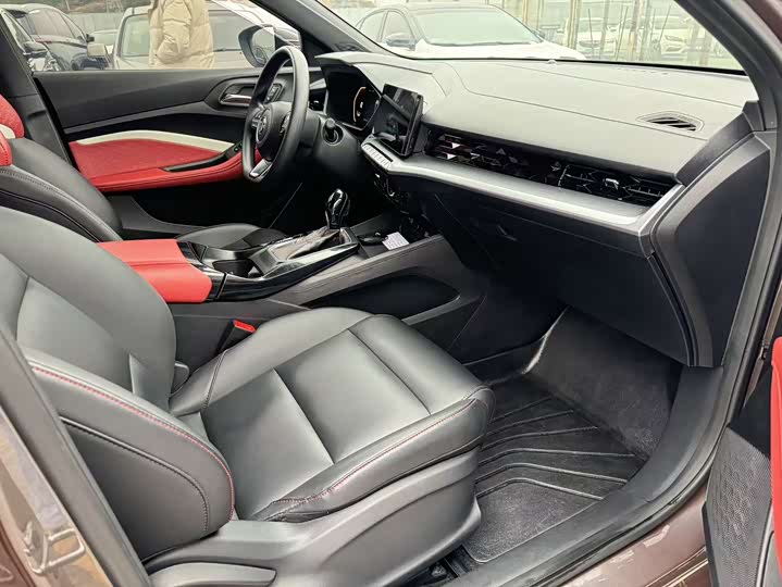 Фото 12 - MG Motor 5